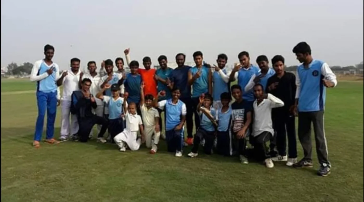 Students and coach group photo